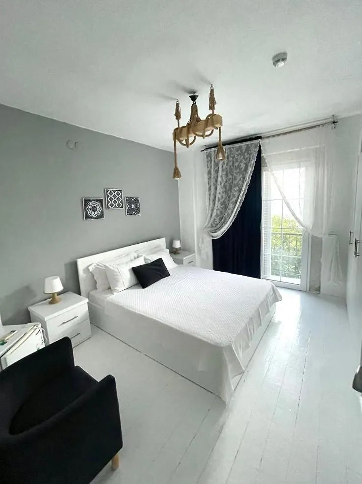 Purlen Otel Alacati Panzió